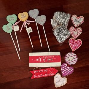 Valentine's Day Heart Party Picks and Decor Set